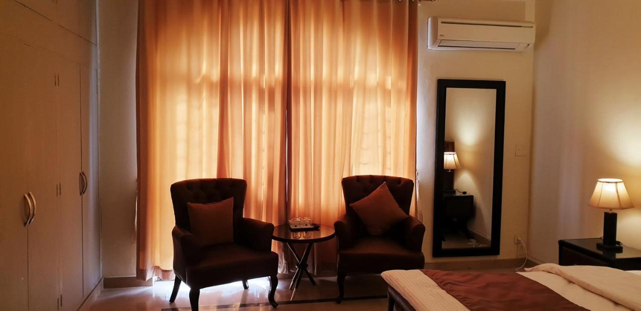 Reina Boutique Hotel - G6/3 Islamabad Exterior foto